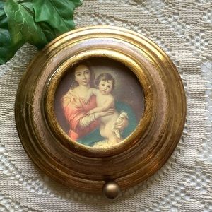 Vintage (maybe antique) Florentine wood Music Box Reuge Swiss movement